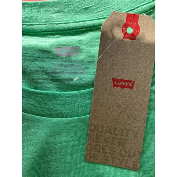 Levi's L Green Crew Neck Yellow Logo Name Graphic Cotton Short Sleeve Crop Tee - Picture 6 of 6